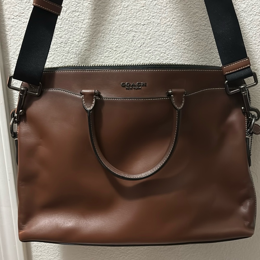 Chestnut leather laptop bag